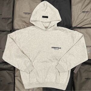 Light oatmeal hoodie Essential